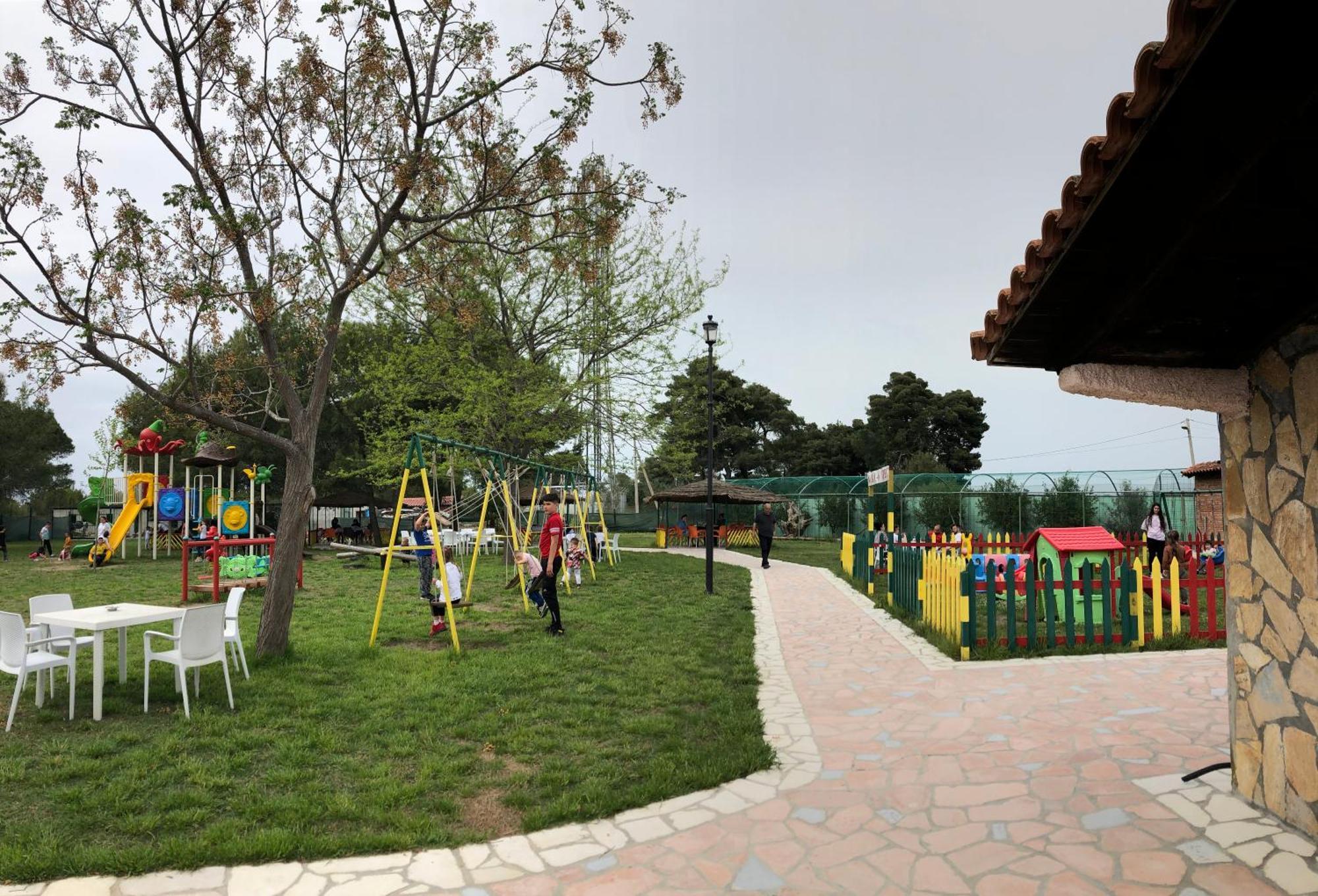 Agroturizem Eldi Hotel Fier Exterior photo